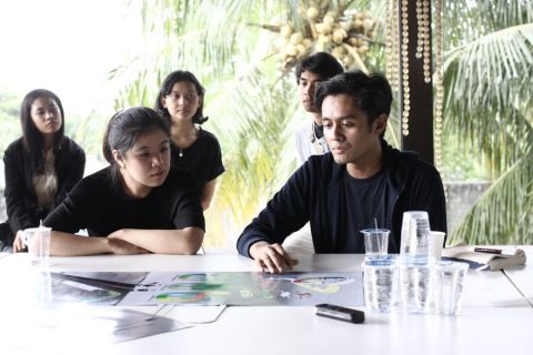 Presentasi Hasil Lokakarya Critical Context 2017