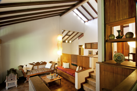 Ruang Tamu Rumah Adhi Moersid